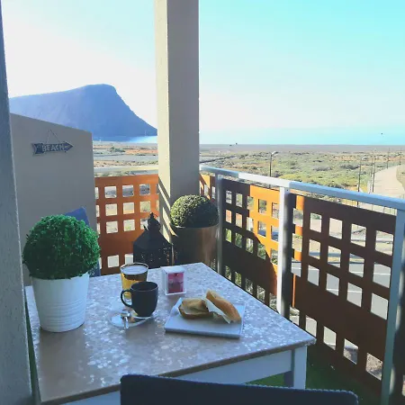 Apartment Amazing 3 Bedrooms Apartment El Medano (Tenerife)
